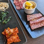 渋谷 和牛焼肉 USHIHACHI 極 - 