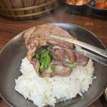 神戸ビーフ焼肉 お加虎 - 