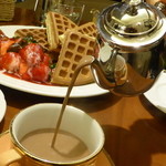 Melange Cafe - ロイヤルミルクティー（チョコレート）