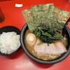 横浜家系ラーメン 内田家 博多本店