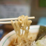 麺壱 吉兆 - 麺は平打ち