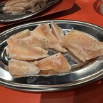 群衆焼肉 鬼乃子 - 【2025.12.15(月)】鶏ナンコツ（塩）528円