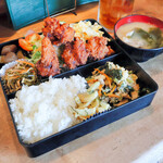 貝の又 - タイムランチ 若鳥唐揚