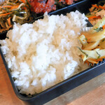 貝の又 - ご飯・漬物