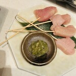 鉄板焼鳥 大阪食鶏販売 - さつまだいまおう胸肉680円