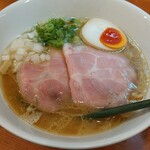 麺屋 はなぶさ - 大きなレアチャーシューが目をひく(*'▽')