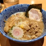 334035626 - つけ汁のアップ