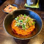うさぎ - 【汁無し担々麺 2辛】(¥1600)、【トリュフチャーシュー飯】(¥500)