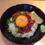 仙臺 自家製麺 こいけ屋 - 和風ステーキ丼《ユッケ風》
      今はユッケとしては食せない貴重な一品
      今月限定メニュー400円