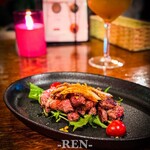 カフェ ド ハーフェン - カット牛ロースステーキ 1,400円