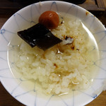 ゆる里 - ２杯目は出汁をかけて、お茶漬け仕様