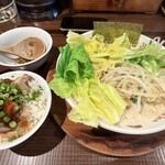 大分ラーメン ヌードルワークス - 