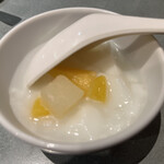 牡丹園 - 杏仁豆腐