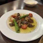 炭火焼ごっつり - 砂肝と野菜のガーリック炒め