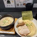 麺屋 赤橙 一社 - 