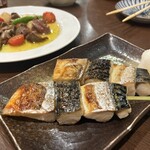 炭火焼ごっつり - 鯖の串焼き
