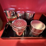 つけそば 丸長 - 卓上の調味料