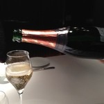 レフェルヴェソンス - 1杯目はシャンパン
