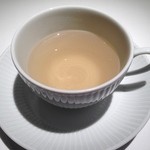 レフェルヴェソンス - 2杯目のハーブティ (時間が経つと色が変化します)