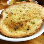 かね将 - ガーリックトースト