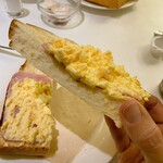 カフェ・クレバー - ハムエッグトースト断面