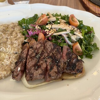 ロイヤルホスト_1