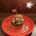 THE GRABBER hamburger pub - 【期間限定】 『TUDOR CHEESE BURGER￥2,310』 『ポテト¥165』 『HOT COFFEE￥165』