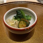 新宿 うしみつ - ナムルとキムチの盛り合わせ