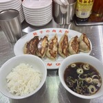 餃子の肉太郎 - 