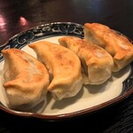 手延べ餃子バー ウイング ビレッジ - 