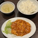 青龍門 - 海老と玉子のチリソース炒め、スープ、ご飯