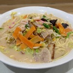 リンガーハット - 料理写真:長崎ちゃんぽん（麺1.5倍）