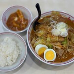 蒙古タンメン中本 - ゴモミ＋野菜大盛り＋定食