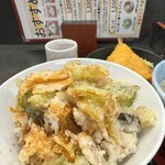 名物げそ天丼と自家製うどん お多福 - 