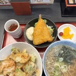 名物げそ天丼と自家製うどん お多福 - 