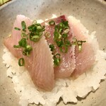 日本料理FUJI - 朝の定置網で採れた鰤の漬けご飯