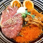 鮮魚鶏出汁麺 沢むら - ネギトロととびっこがタップリ