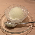 日本料理 百屋 - かぼすのシャーベット
