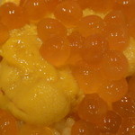 貴蔵 - 塩水雲丹とイクラの小さい丼UP