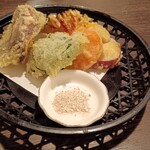 天庵 - 旬菜の天ぷら。