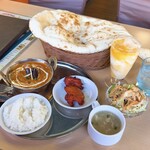 ヒマラヤン ダイニングステーション - ハッピーセット