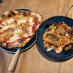 PISOLA 武石インター店 - セレクトランチ1599円〜　燻製ソーセージとコーンマヨピザ、ペスカトーレパスタ(+100円)