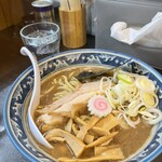 中華そば わた井 - ツレが頼んだ中華そば　850円