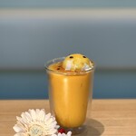 parlor_hana bySN - マンゴーのスムージー