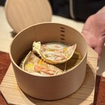 鈴田式 - 松葉蟹紹興酒蒸し