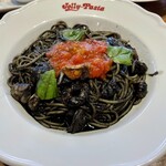 ジョリーパスタ - 料理写真:イカスミのパスタ