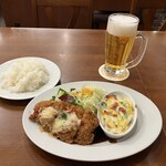 ビヤホールライオン 池袋西口 - 