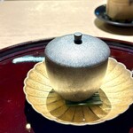 蓬左茶寮 - タコの柔らか煮と百合根の茶碗蒸し