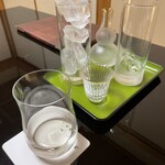 よし町 - 日本酒に氷を入れて飲むのが好き。ホールスタッフさん皆さん物凄く優しくて好き