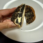 パン屋 Bocca - 黒ゴマにクリームチーズ